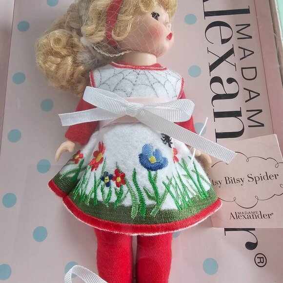 Madame Alexander Storyland Collection Itsy Bitsy Spider Doll, Blonde, New - Picture 6 of 15